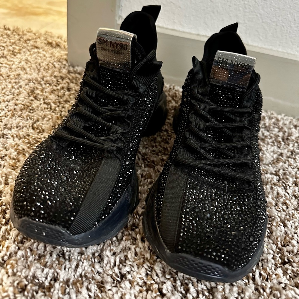 Steve Madden Maxima Black Rhinestone shoes | Size: 9.5